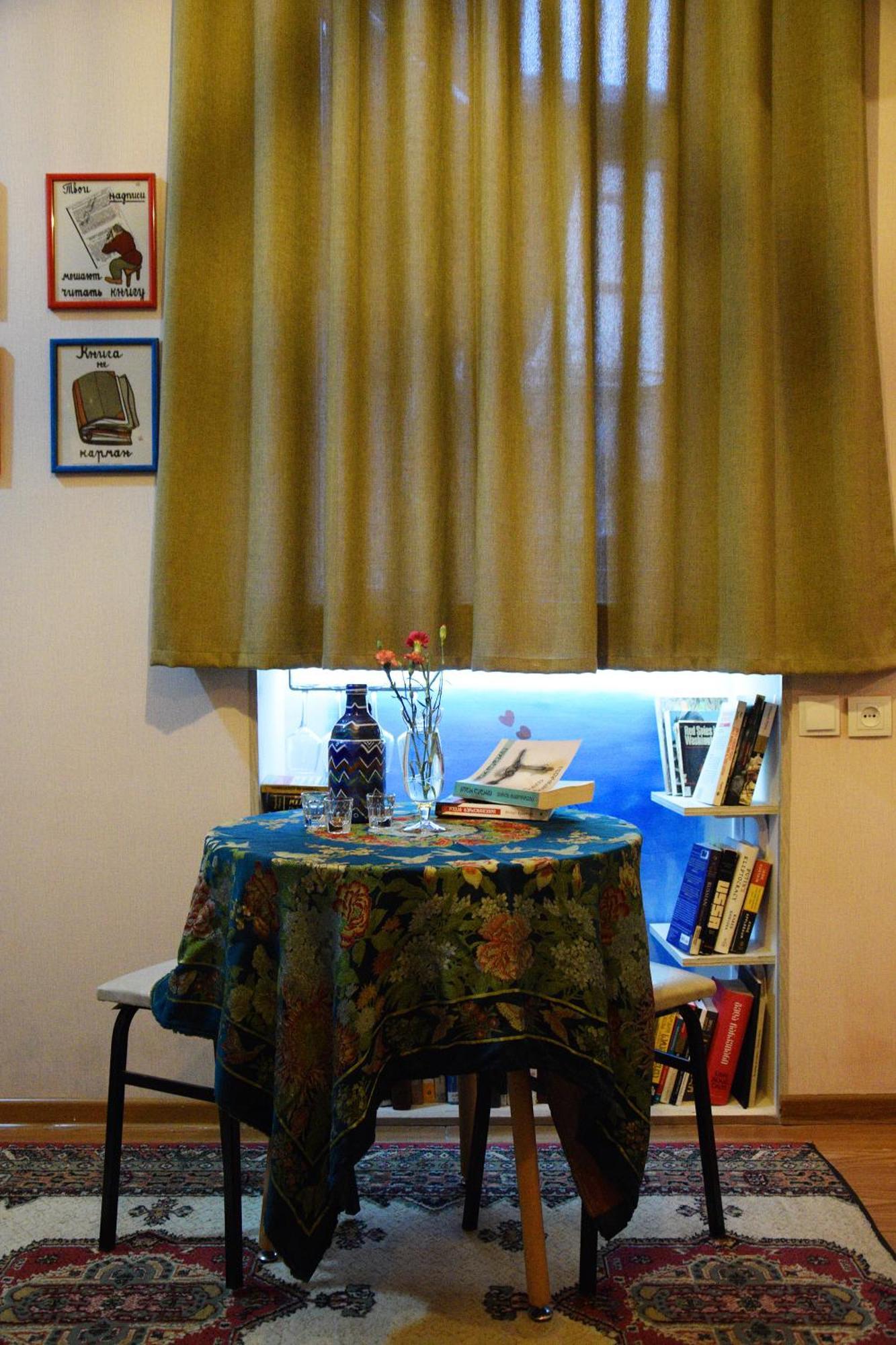Librarians' Flat Lejlighed Tbilisi Eksteriør billede
