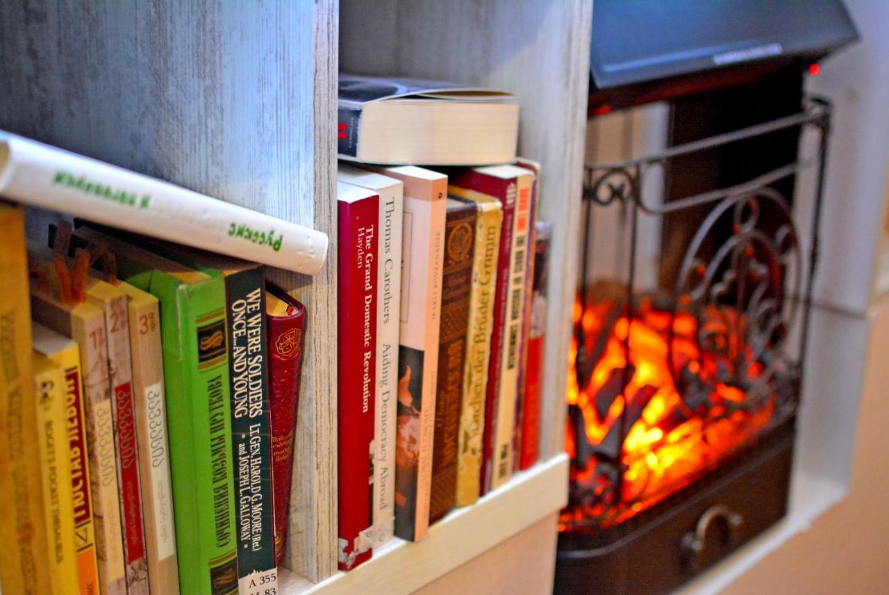Librarians' Flat Lejlighed Tbilisi Eksteriør billede
